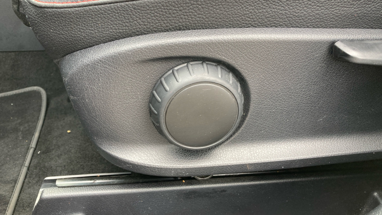 Mercedes-Benz GLB 200 AMG Line Premium 5dr 7G-Tronic Petrol Estate